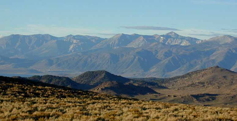 2004-10_bodie_sierra_c_1.jpg