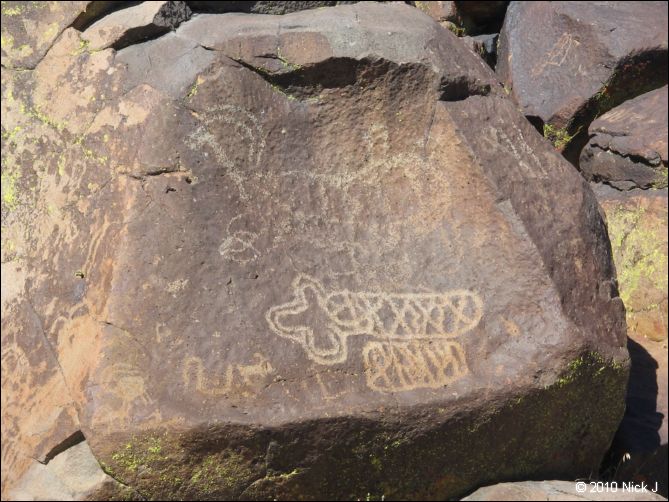 2010-10-09_picto-petro-glyph-inyo-nj-053.jpg