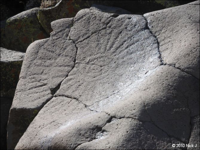2010-10-09_picto-petro-glyph-inyo-nj-054.jpg