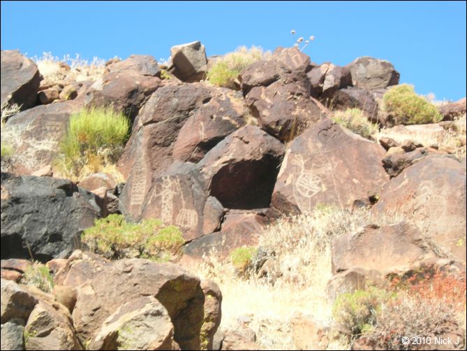 2010-10-09_picto-petro-glyph-inyo-sh-1861.jpg