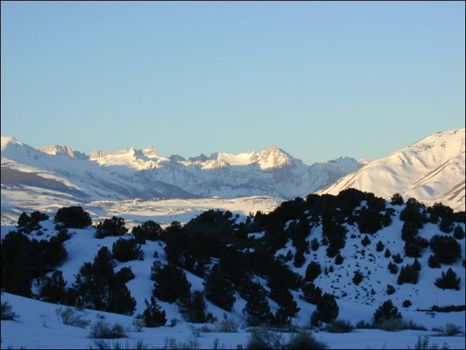 2005-03_travertine_snow_04.jpg