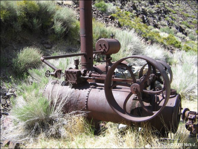 2008-04_inyo_saline_img_0213.jpg
